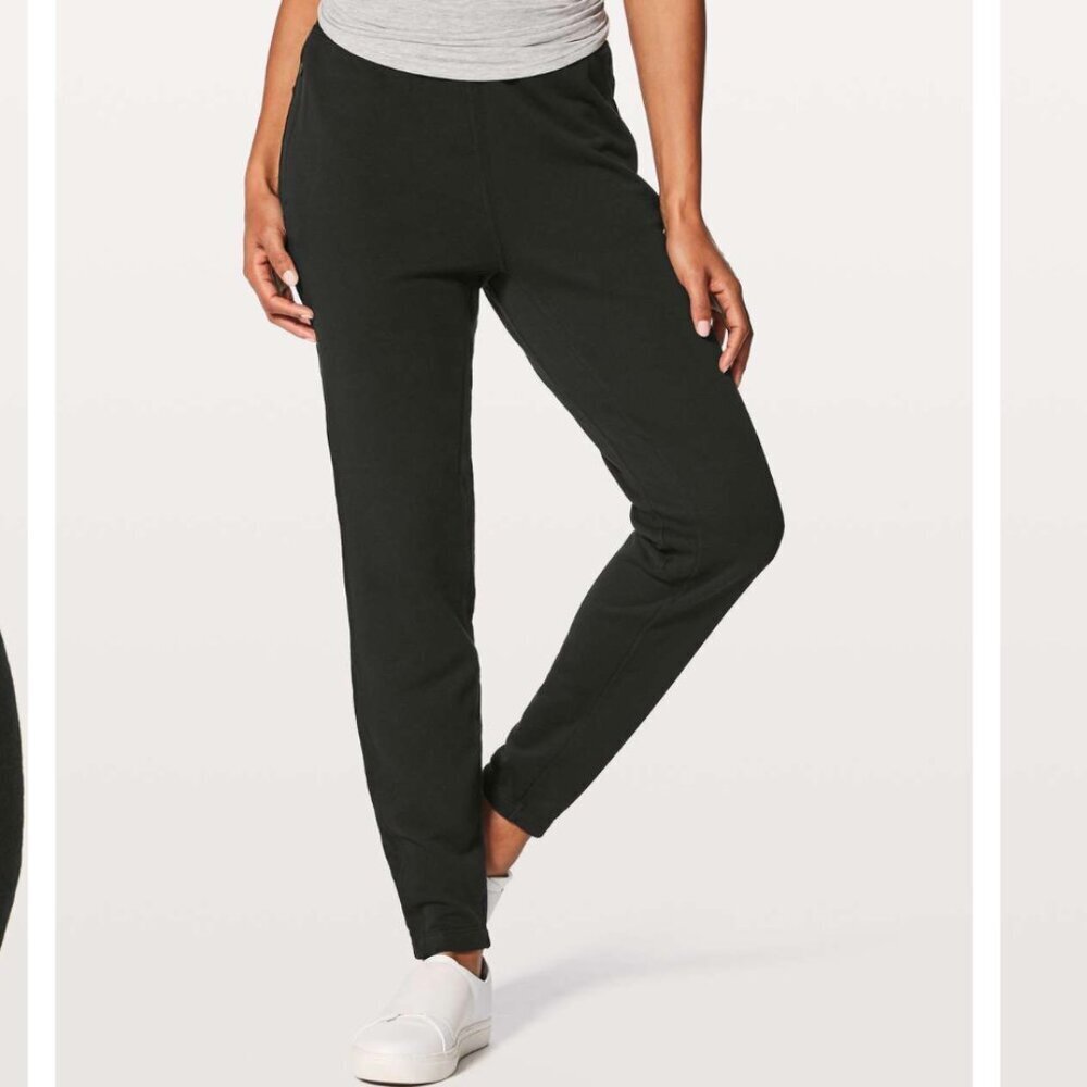 Lululemon Free To Roam Joggers Women 8 Black Tapered French Terry Zip Pockets‎